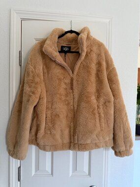 NWT UGG Tash Faux Fur Jacket Full Zip Relaxed Fit Women's XL